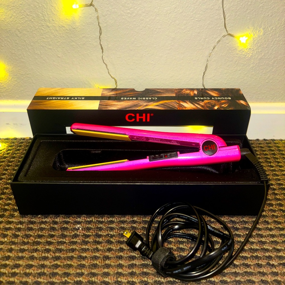 BRAND NEW Chi Hot Pink Straightener